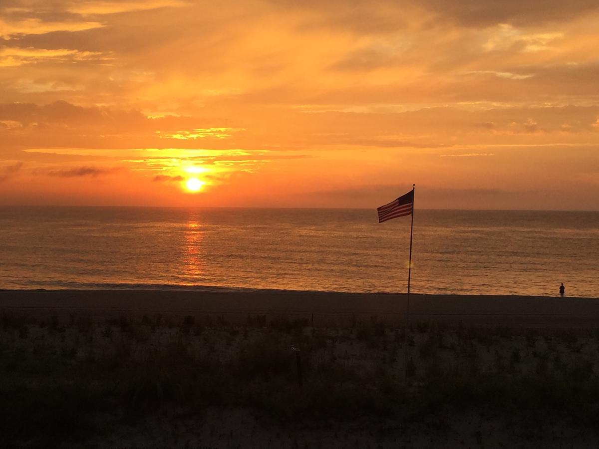 Adams Ocean Front Resort Dewey Beach Dış mekan fotoğraf